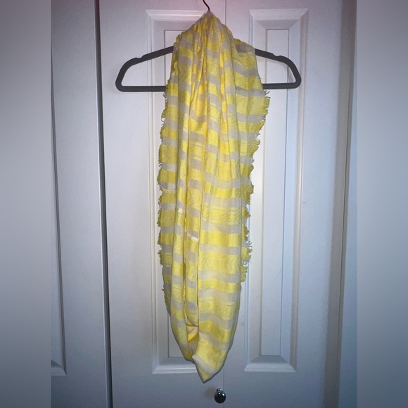 LOFT by Ann Taylor Cotton scarf - Picture 2 of 4